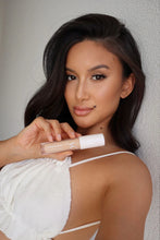 Load image into Gallery viewer, Vani-T Instant Blur HD Concealer Shade- C36
