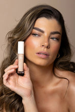 Load image into Gallery viewer, Vani-T Instant Blur HD Concealer Shade- C36
